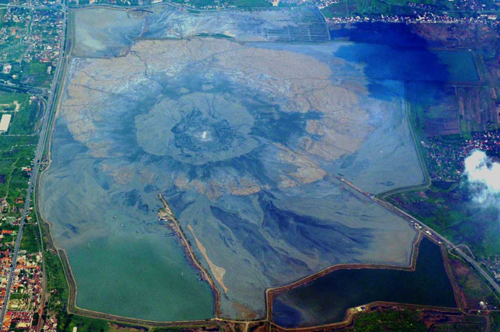 Lumpur Lapindo Pascatanggul Jebol 