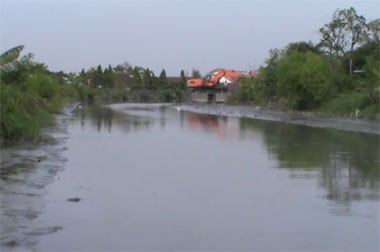 Sungai Ketapang Mendangkal akibat Endapan Lumpur Lapindo, Banjir Mengancam
