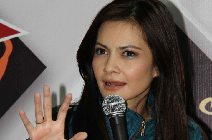 Cut Tari Mulai Pakai Baju Tertutup