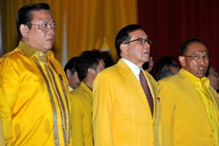 JK dan Akbar Tandjung Jadi Tumpuan Islah Partai Golkar