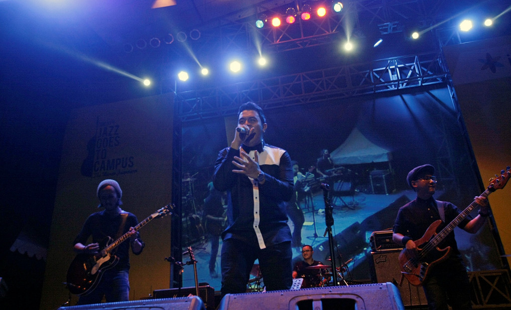 Tulus. Foto: MI/Bary Fathahilah