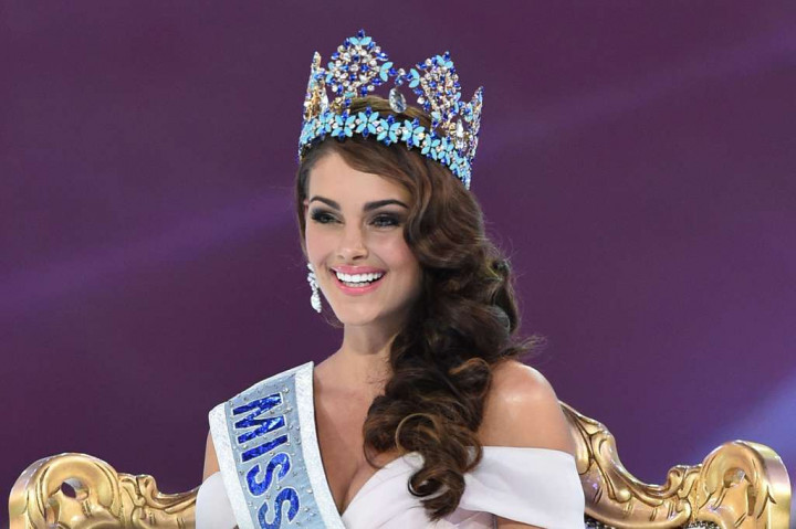 Rolene Strauss, Calon Dokter Raih Miss World 