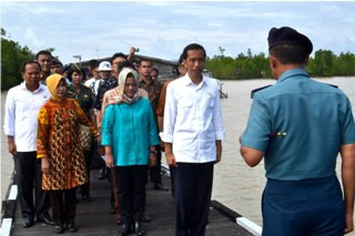 Jokowi: 2015 Semua Infrastruktur Mulai Dibangun