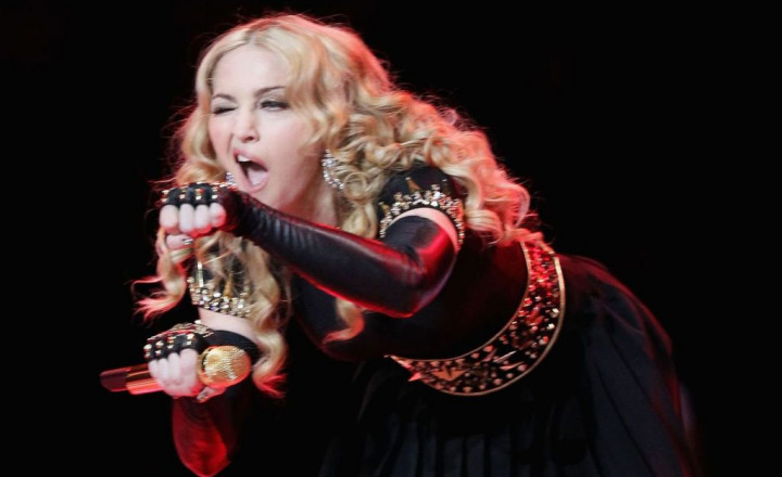 Maki Pencuri Albumnya sebagai Teroris, Madonna Balik Dicaci Fans