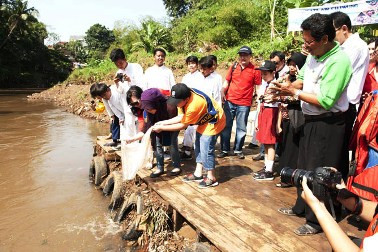 Wujudkan Masyarakat Mandiri dan Peduli Lingkungan