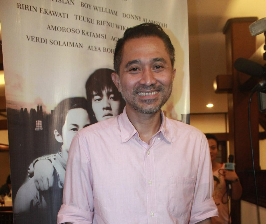 Lukman Sardi Sutradarai Film Di Balik 98 