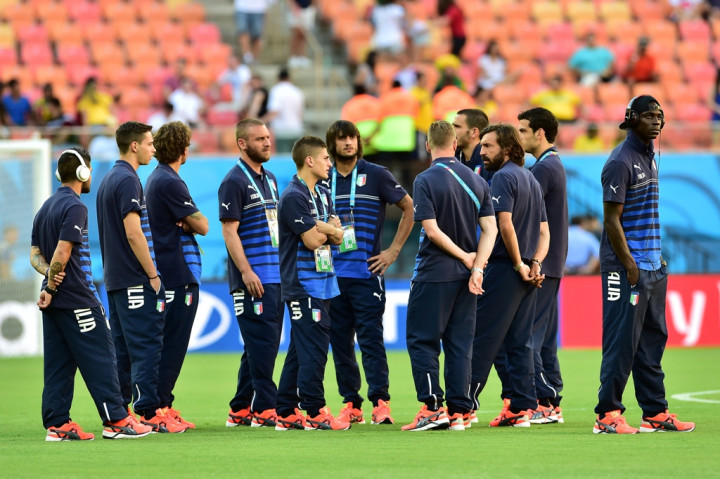 Kaleidoskop Sepak Bola Italia: Pahit, Bahagia, dan Rekor