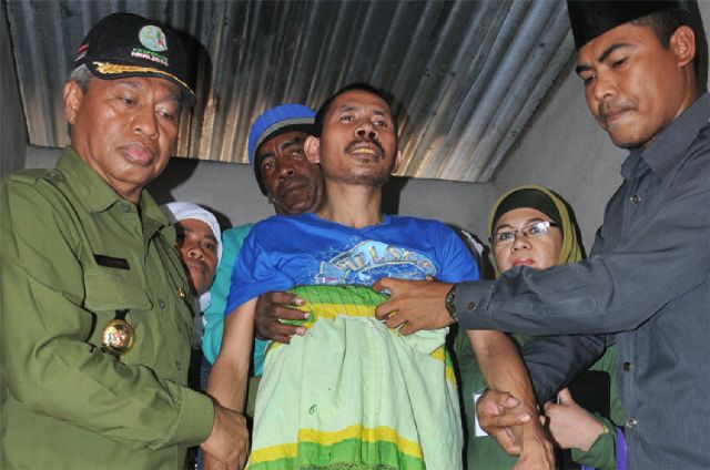 Walikota Bebaskan Pria yang Dipasung Selama 22 Tahun    