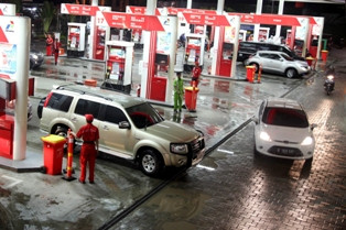 Penghapusan Premium Tak Bisa Mendadak