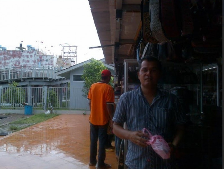 Pasca-Tsunami, Pedagang di Kapal Apung Raup Untung Rp15 Juta Per-hari 