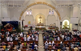 Pesan Natal dari Semarang: Berjumpa dengan Allah dalam Keluarga