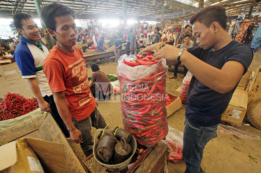 Jelang Tahun Baru Harga Cabe Naik