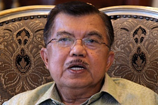 Turun ke Aceh, JK Larang Menteri Menangis Melihat Bencana