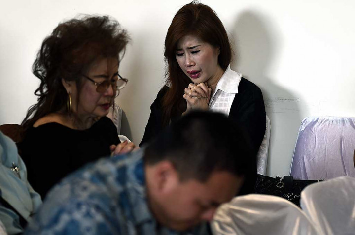Doa Bersama Keluarga Penumpang AirAsia QZ8501 