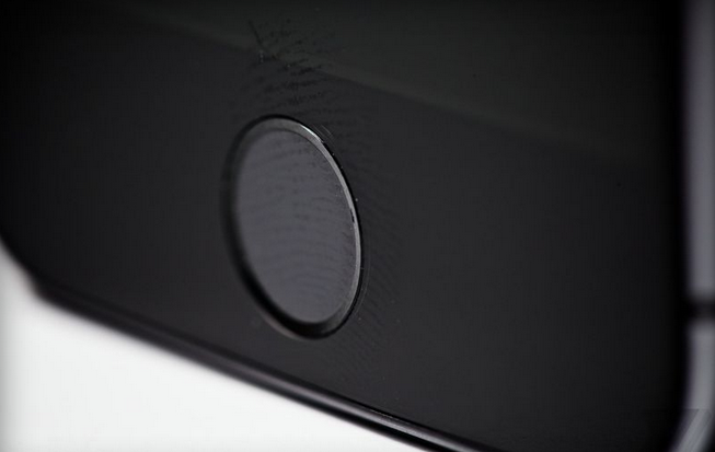 Hacker Klaim Dapat Tiru Sidik Jari Hanya Berbekal Foto