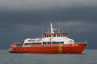 Penemuan Benda Diduga Serpihan AirAsia Belum Bisa Dipastikan 