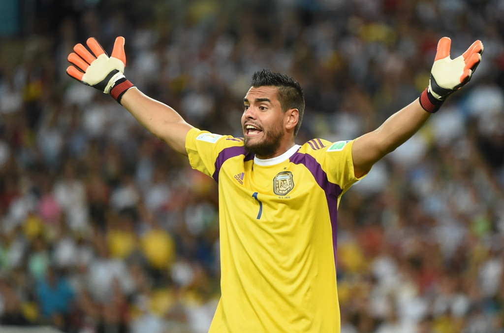 Sergio Romero. (PATRIK STOLLARZ / AFP)