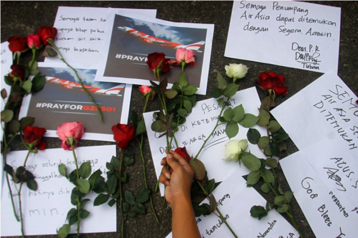 Bupati Bojonegoro Ajak Jajaran Salat Jenazah untuk Korban AirAsia