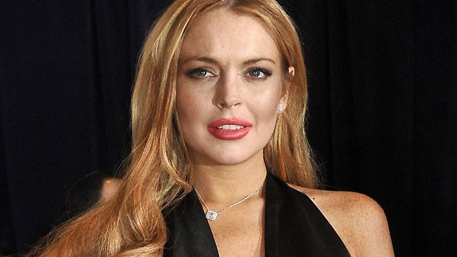Lindsay Lohan Terjangkit Virus Chikungunya