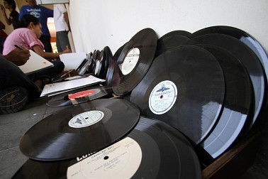 Penjualan Piringan Hitam Mencetak Sejarah di 2014