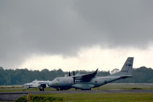 Cuaca di Area Pencarian AirAsia QZ8501 Masih Belum Bersahabat