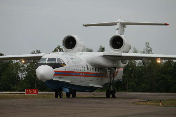 Pencarian AirAsia Hari Ini Didukung 14 Pesawat Lokal Maupun Asing