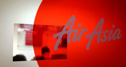 Jika Cuaca Baik, Pencarian Badan Pesawat AirAsia Dilanjutkan Malam Ini