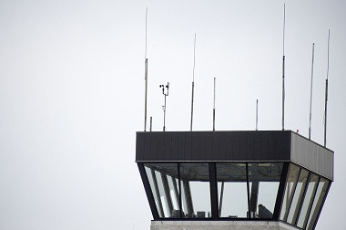 Tugas Utama ATC Cegah Kecelakaan di Udara