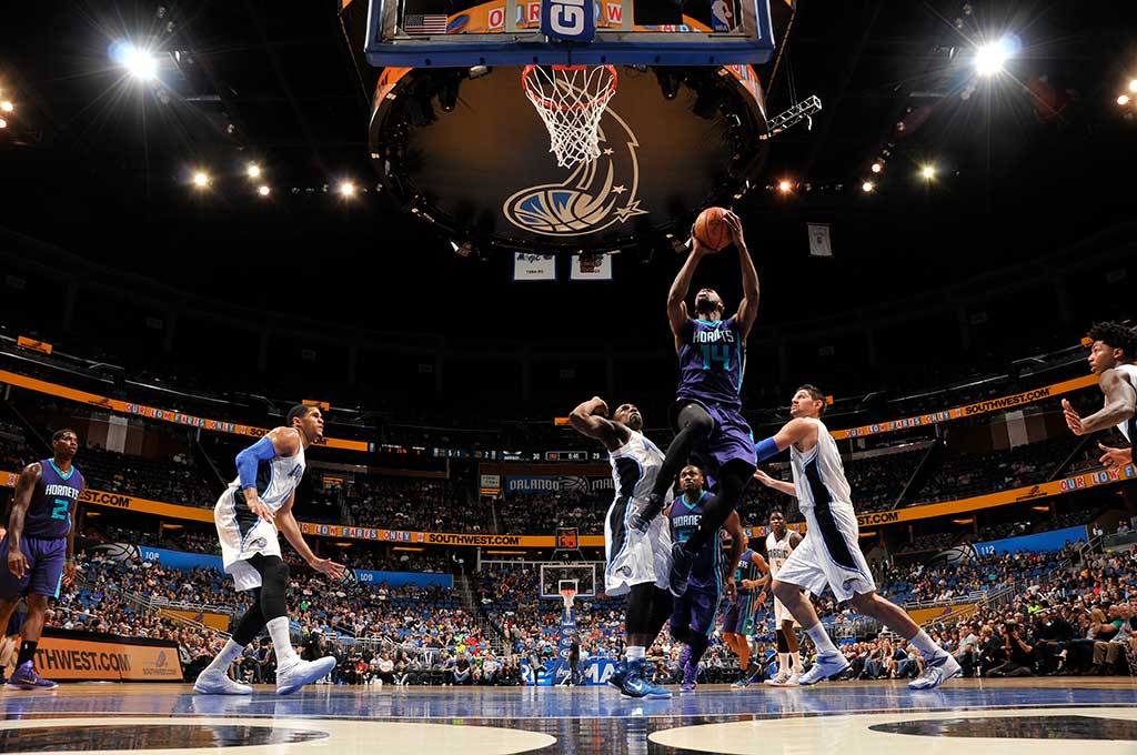 Hornets Akhiri Lima Kekalahan Beruntun