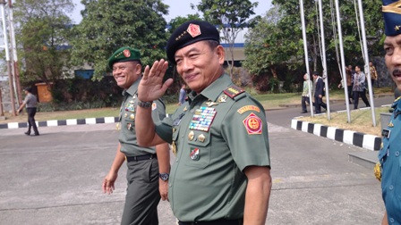 Panglima Siap Fasilitasi Keluarga Korban untuk Tabur Bunga di Lokasi Jatuhnya QZ8501