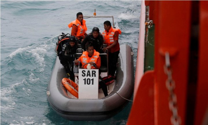 5 Kapal <i>Ubek-ubek</i> Lokasi Hilangnya AirAsia QZ8501  