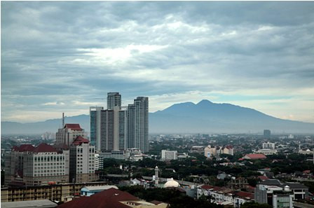 Pemkot Bogor Turunkan Tarif Angkutan Kota Rp500