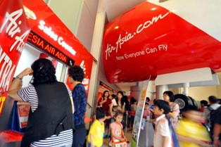 7 Awak Pesawat AirAsia Dapat Asuransi Luar Negeri