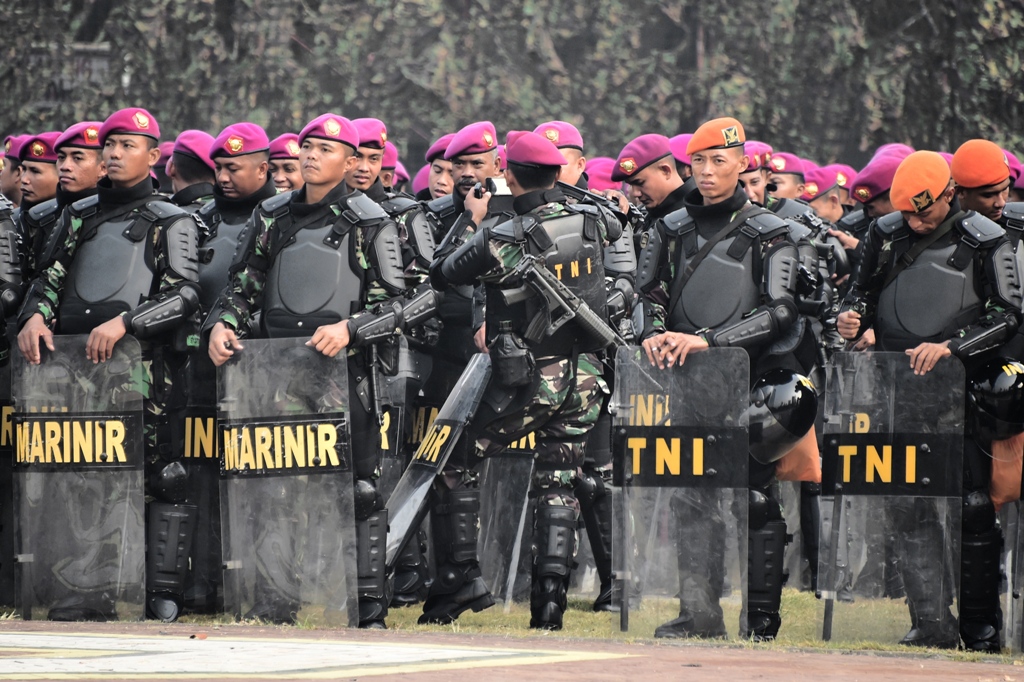 Prajurit TNI jaga keamanan Indonesia (Foto: AFP)