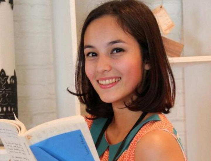 Chelsea Islan Rela Hitamkan Kulit Demi Jadi Aktivis