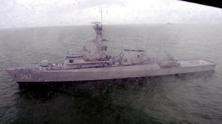 Awan Cumulonimbus Akan Muncul Saat Evakuasi Ekor AirAsia