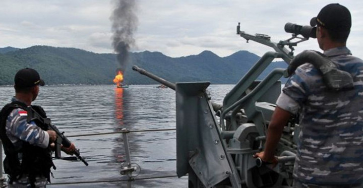 Menlu Sebut Tak Ada Tebang Pilih Penenggelaman Kapal Asing