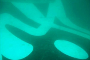 Untuk Persingkat Waktu, Ekor QZ8501 Diangkat Besok