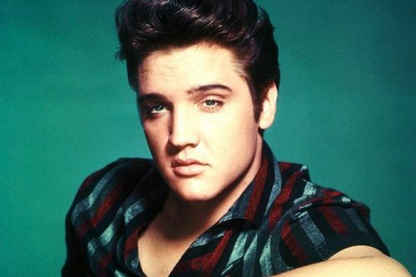 Benda Memorabilia Elvis Presley Dilelang