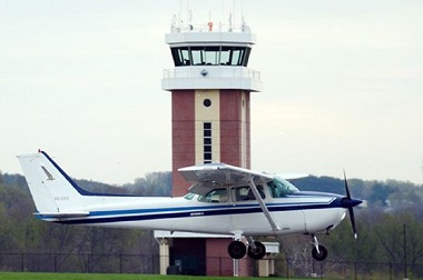 Meski Ada Banner, ATC Bandara Juanda Tetap Berjalan Normal