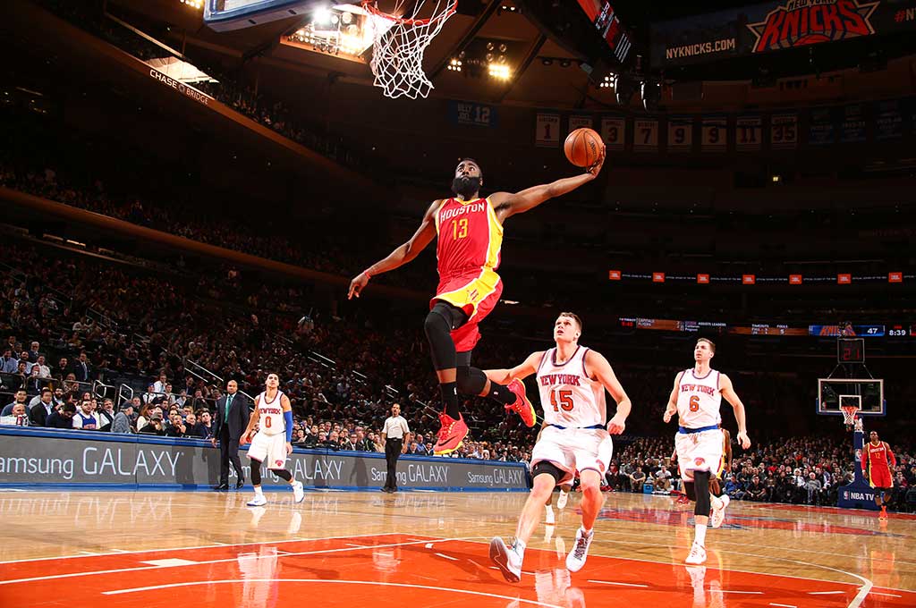 Rockets Tundukkan Knicks 120-96