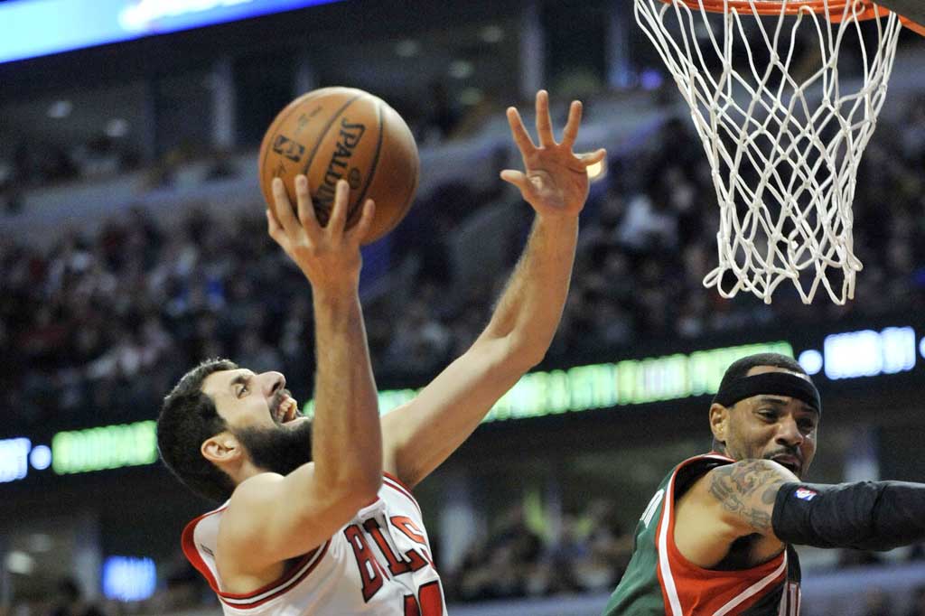 Bulls Tumbangkan Bucks 95-87