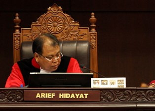 Guru Besar Undip Terpilih Jadi Ketua MK  