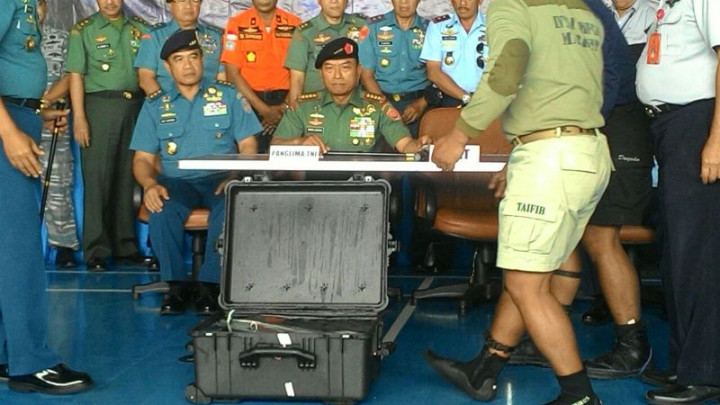 Rekaman Penerbangan AirAsia QZ8501 Diserahkan ke KNKT