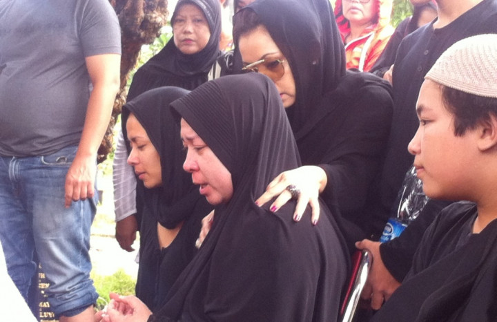 Ibunda di Mata Melly Goeslaw: Luar Biasa!