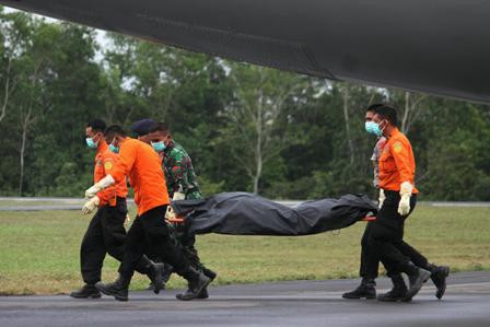 Basarnas Janji Tetap Cari Korban Kecelakaan AirAsia QZ8501