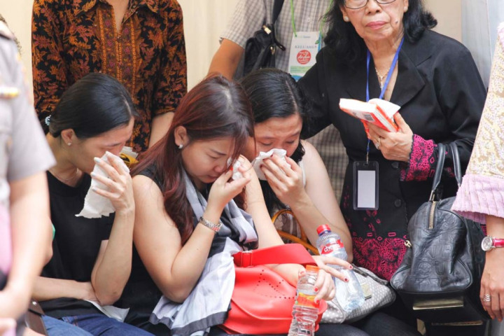 Keluarga Korban AirAsia Tidak Setuju Pencarian Dihentikan 