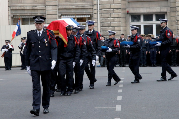 Tewas dalam Tugas, Polisi Muslim Prancis Dianugerahi Penghargaan