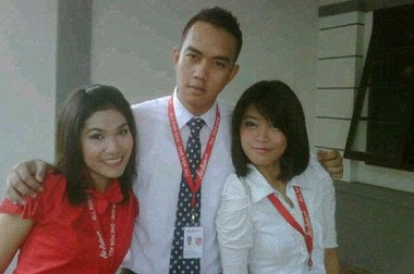 Pramugara Oscar Desano Korban AirAsia Dimakamkan di Klaten 