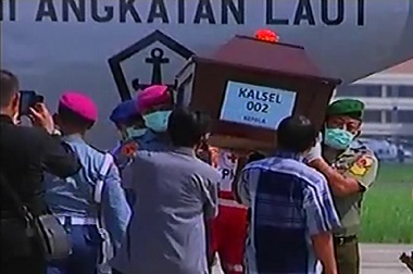 Hingga Siang Ini, 51 Korban AirAsia Dibawa ke RS Bhayangkara Polda Jatim 